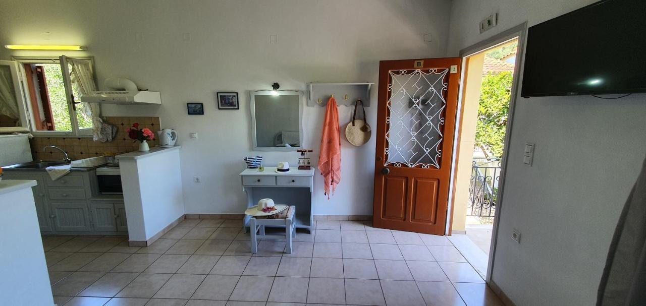 Aphrodite Studios & Apt With Pool Lakka  Bagian luar foto