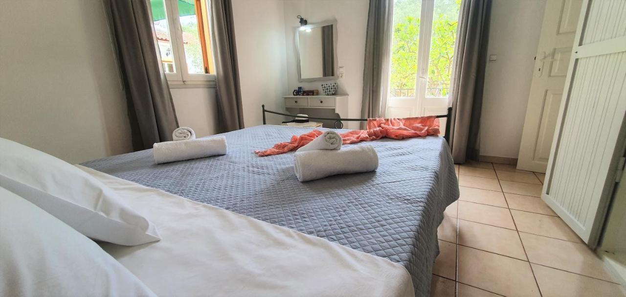 Aphrodite Studios & Apt With Pool Lakka  Bagian luar foto