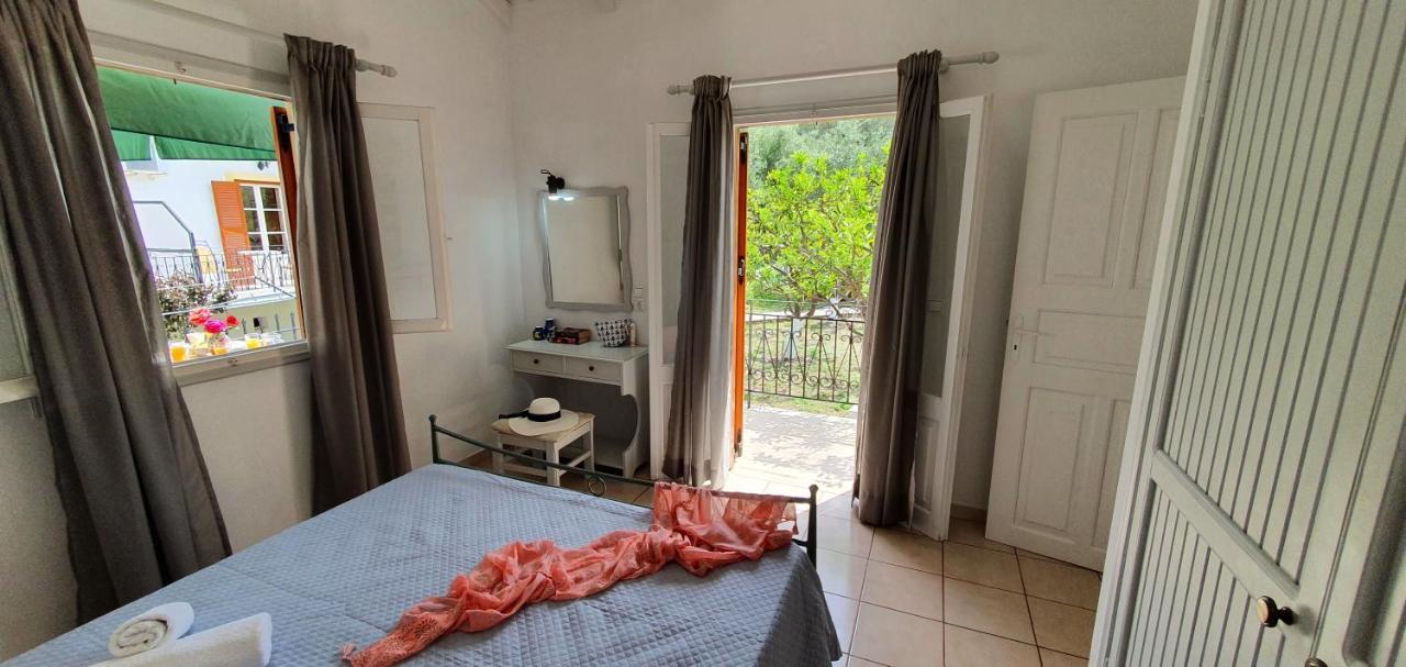 Aphrodite Studios & Apt With Pool Lakka  Bagian luar foto