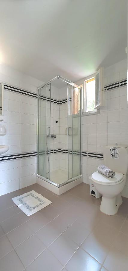 Aphrodite Studios & Apt With Pool Lakka  Bagian luar foto